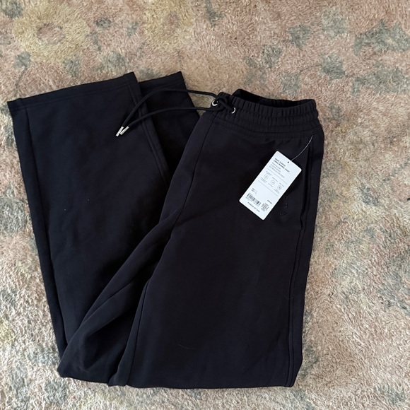 Nwt athleta Simone biles forever fleece mid rise barrel pant small tall black - Picture 10 of 12
